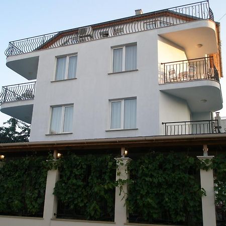 Family Hotel Maritime Achtopol Exterior foto