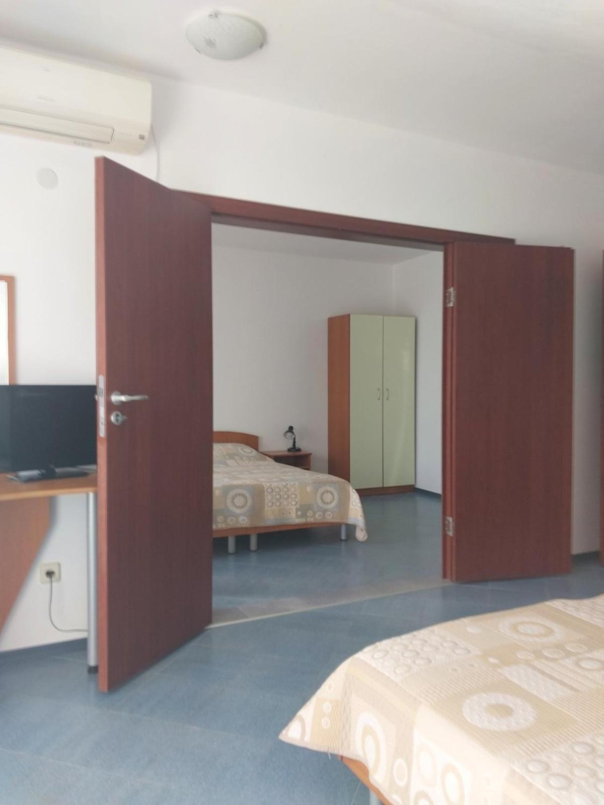 Family Hotel Maritime Achtopol Exterior foto